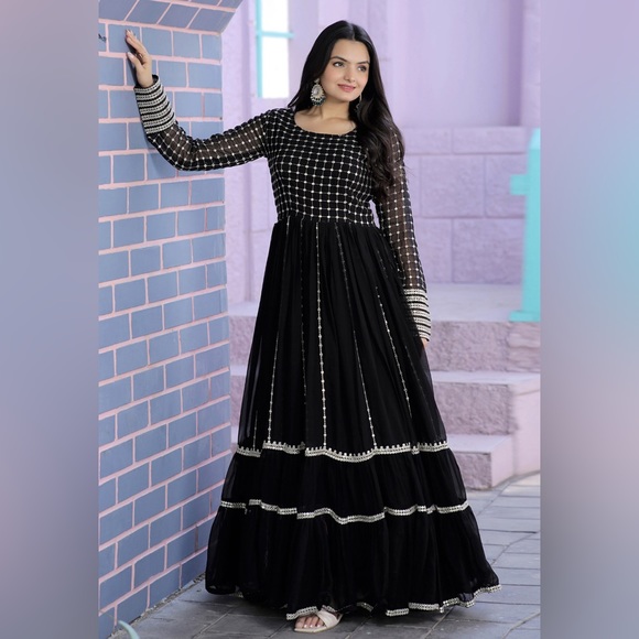 Georgette Festive Gown in Black and Grey with Sequence work - Picture 1 of 5